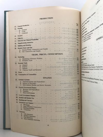 NEW ZEALAND OFFICIAL YEARBOOK 1962: 62nd Issue