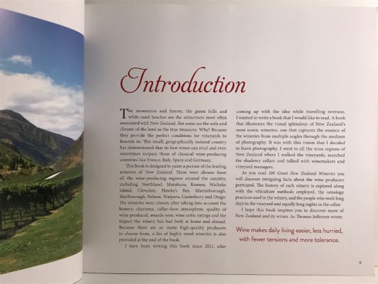 100 GREAT NEW ZEALAND WINERIES