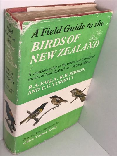 A FIELD GUIDE TO THE BIRDS OF NEW ZEALAND