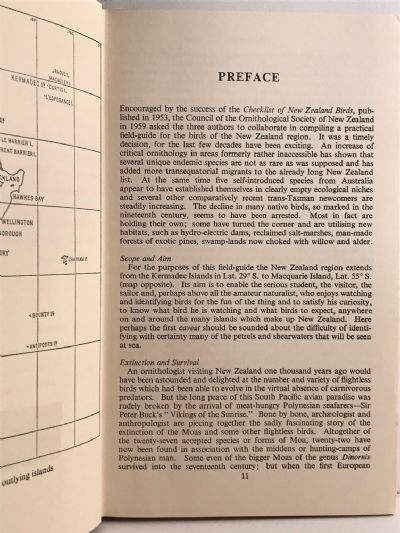 A FIELD GUIDE TO THE BIRDS OF NEW ZEALAND