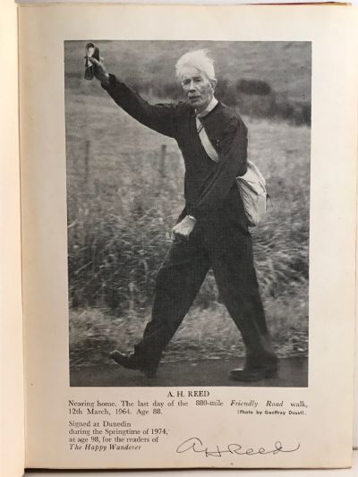 THE HAPPY WANDERER: A Kiwi on Foot 1915 to 1965