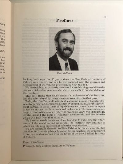 NEW ZEALAND INSTITUTE OF VALUERS HISTORY 1939-1989