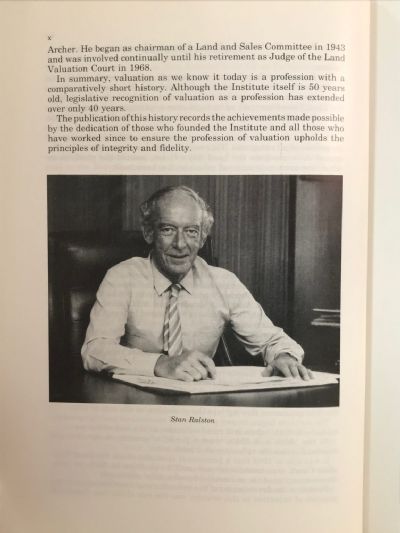 NEW ZEALAND INSTITUTE OF VALUERS HISTORY 1939-1989
