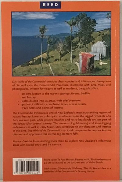 DAY WALKS OF THE COROMANDEL: Over 50 Walks With Maps and Photographs