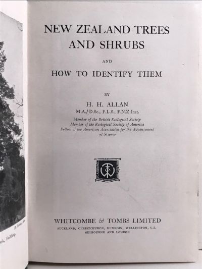 NEW ZEALAND TREES & SHRUBS: How to identify them