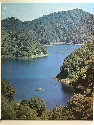 NATIONAL PARKS OF NEW ZEALAND