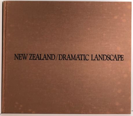 NEW ZEALAND / DRAMATIC LANDSCAPE
