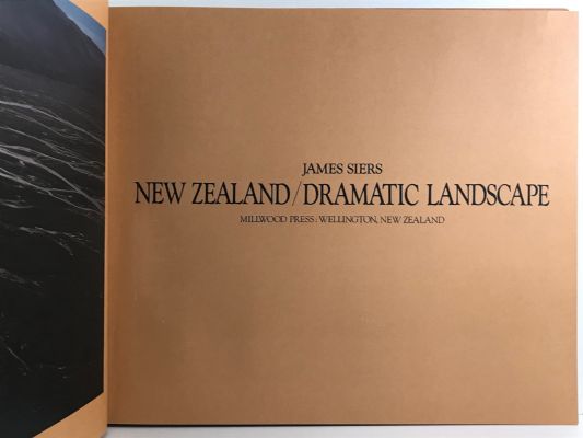 NEW ZEALAND / DRAMATIC LANDSCAPE