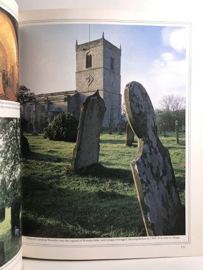 THE BEST OF JAMES HERRIOT: Favourite Memories of a Country Vet