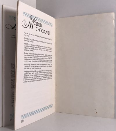 THE GOURMET SHORTBREAD BOOK: Brown Bag Cookie Art