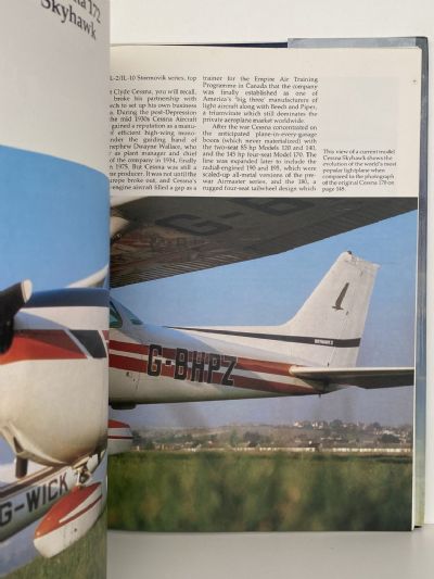 THE WORLD'S CLASSIC AIRCRAFT: From Canvas to Concorde and the View From the Pilot's Seat