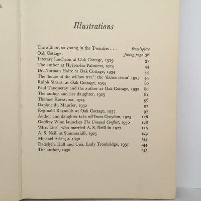 Young in the Twenties : A chapter of autobiography