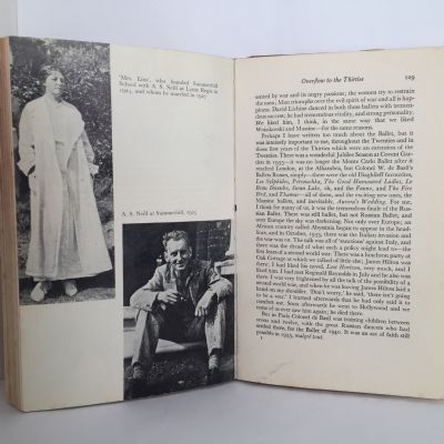 Young in the Twenties : A chapter of autobiography