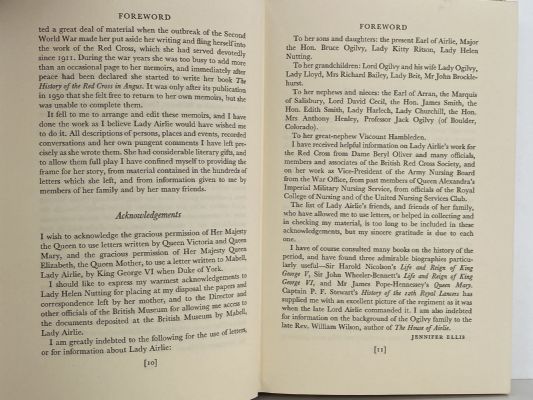 THATCHED WITH GOLD: The Memoirs of Mabell, Countess of Airlie