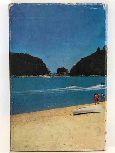 THE NEW ZEALAND BEACH & BOATING BOOK