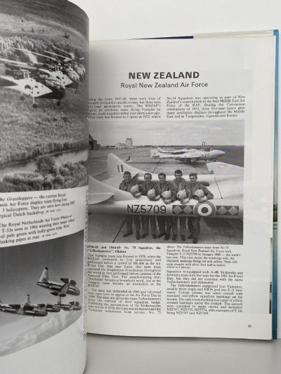AEROBATIC TEAMS OF THE WORLD