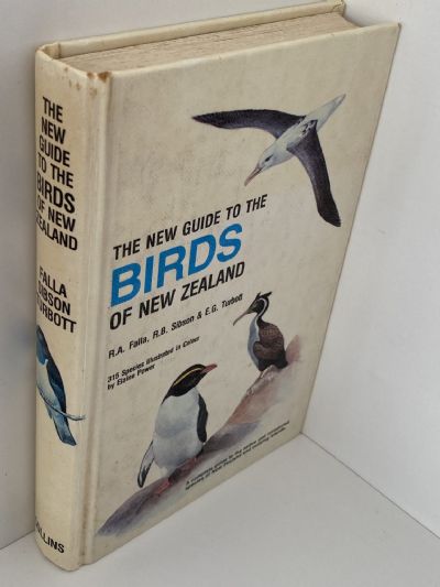 A NEW GUIDE TO THE BIRDS OF NEW ZEALAND: A Complete Guide