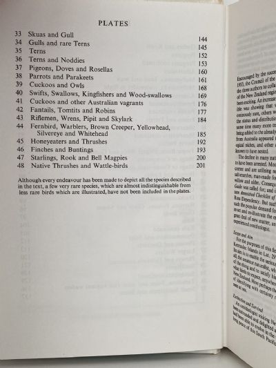 A NEW GUIDE TO THE BIRDS OF NEW ZEALAND: A Complete Guide