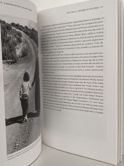 A HISTORY OF NEW ZEALAND WOMEN