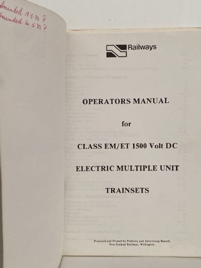 OPERATORS MANUAL: For Class EM/ET 1500 Volt DC Electric Multiple Trainsets