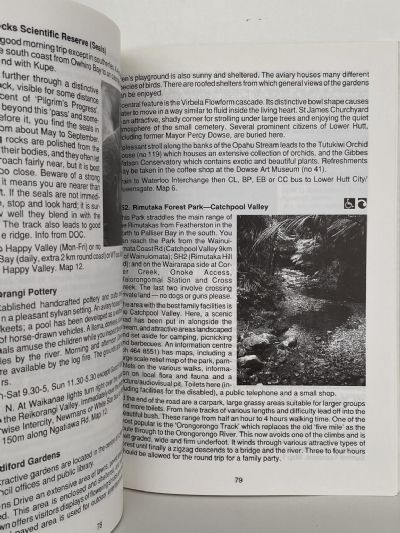 AROUND AND ABOUT WELLINGTON: Revised 5th edition