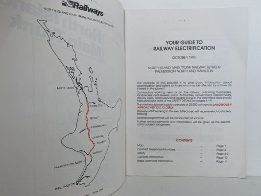 NZ RAILWAYS BULLETIN No.1 - Electrification of the North Island Main Truck 1985