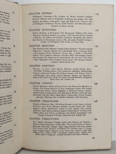 ROAMING AROUND NEW ZEALAND: The Story of a Holiday Trip