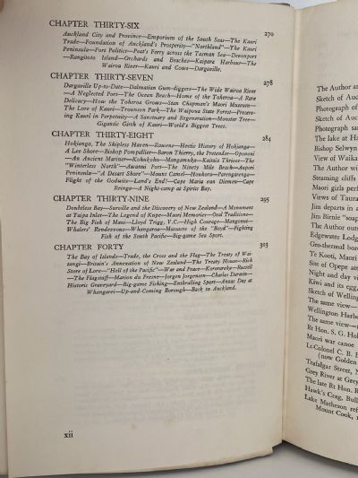 ROAMING AROUND NEW ZEALAND: The Story of a Holiday Trip