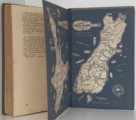 ROAMING AROUND NEW ZEALAND: The Story of a Holiday Trip