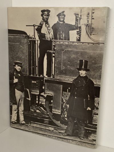 VICTORIAN AND EDWARDIAN RAILWAY TRAVEL: From Old Photographs