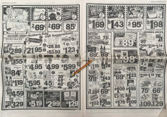 VINTAGE NEWSPAPER ADVERT: Four Square Stores 1983