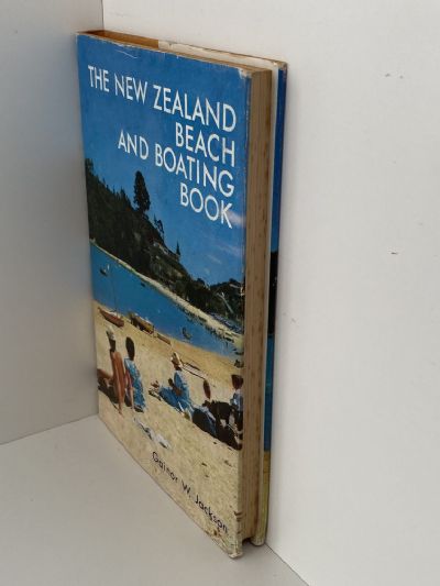 THE NEW ZEALAND BEACH AND BOATING BOOK