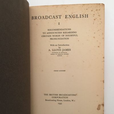 BROADCAST ENGLISH: 4 Books I, II, IV, V