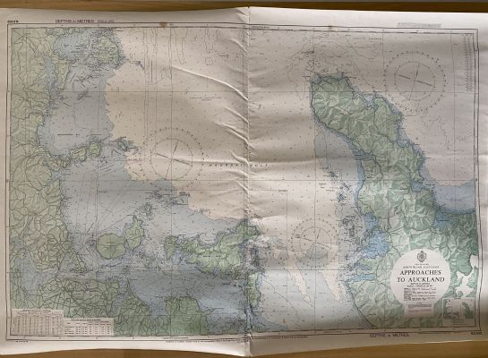 VINTAGE NAUTICAL CHART: Approaches to Auckland NZ532 1975