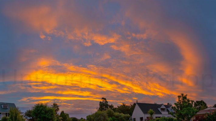 WALL PRINT: Illuminated sky in Warkworth, New Zealand