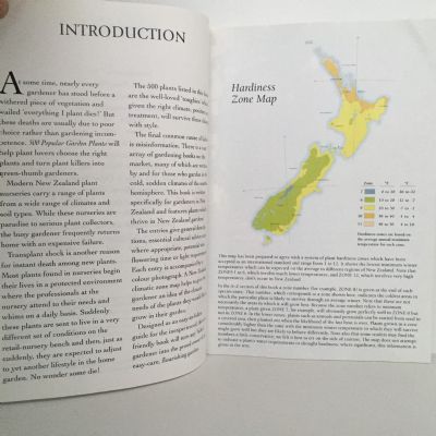 500 POPULAR GARDEN PLANTS For New Zealand Gardeners