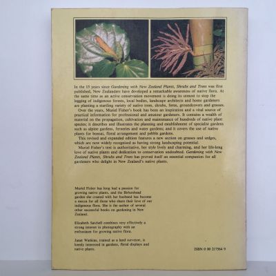 GARDENING WITH NEW ZEALAND FERNS: Plants, Shrubs & Trees