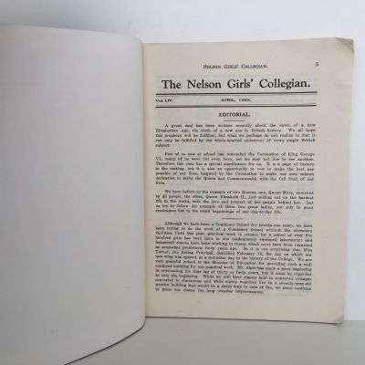 The Nelson Girls Collegian 1953 VOL L.I.V.