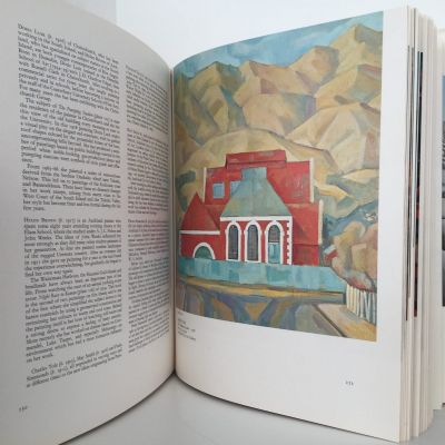 TWO HUNDRED YEARS OF NEW ZEALAND PAINTING