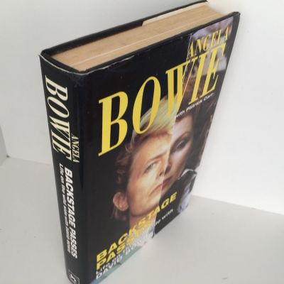 BACKSTAGE PASSES: Life On The Wild Side With David Bowie
