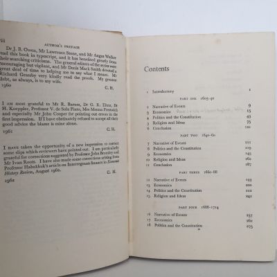THE CENTURY OF REVOLUTION 1603-1714: A History of England