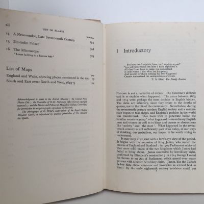 THE CENTURY OF REVOLUTION 1603-1714: A History of England