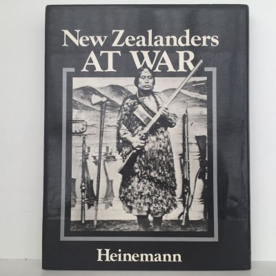 New Zealanders At War