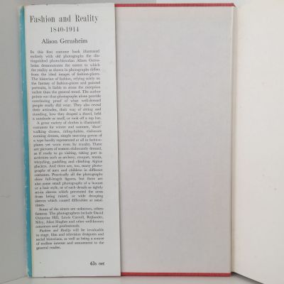 FASHION AND REALITY 1840 - 1914