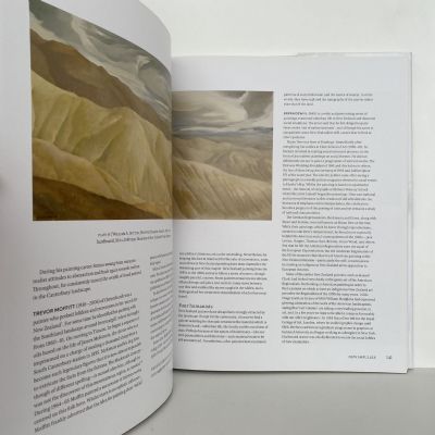 240 Two Hundred and Forty Years of New Zealand Painting