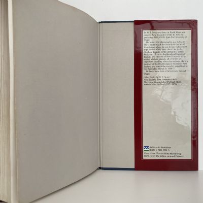 BIRDS OF NEW ZEALAND and Outlying Islands