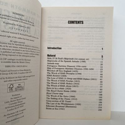 THE MAMMOTH BOOK OF Storms, Shipwrecks and Sea Disasters