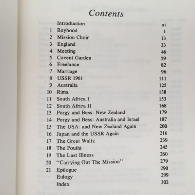 INIA TE WIATA: Most Happy Fella, A Biography