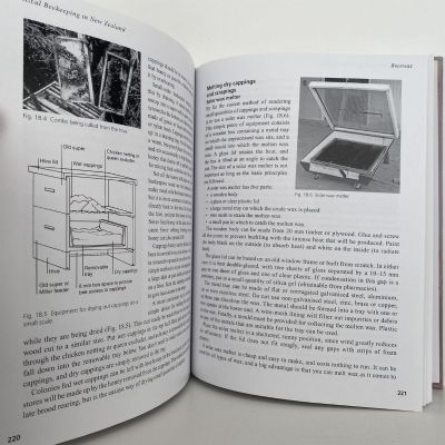 PRACTICAL BEEKEEPING in New Zealand - 4th Edition The Definitive Guide