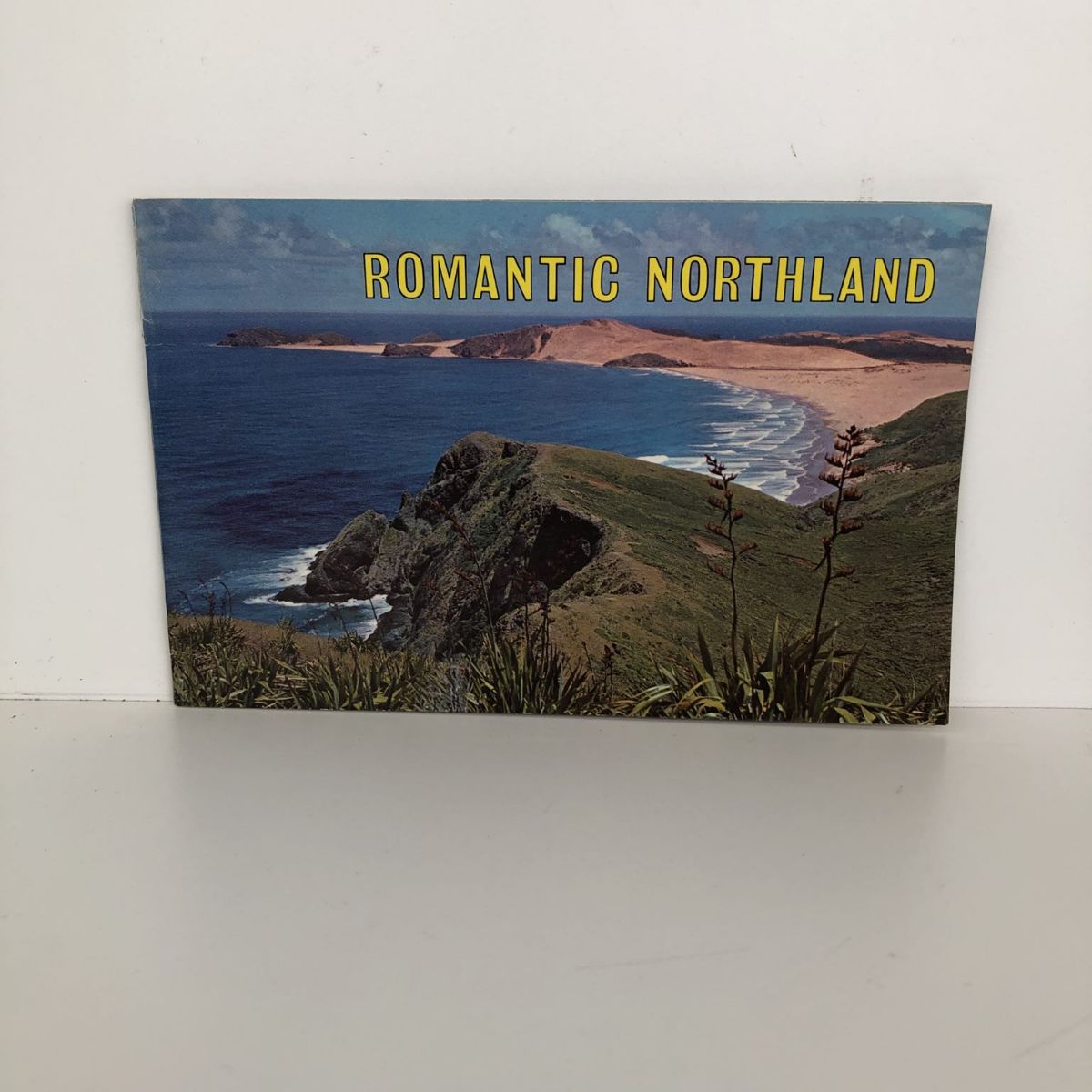ROMANTIC NORTHLAND Pictorial Souvenir